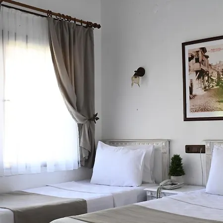 Cunda Deniz Hotel 3*