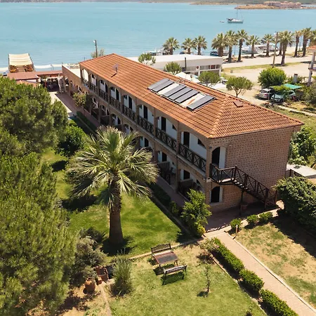 Hotel Cunda Deniz 3*